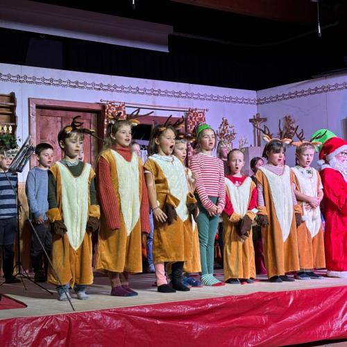 Weihnachtsstück Rudolph Rentier